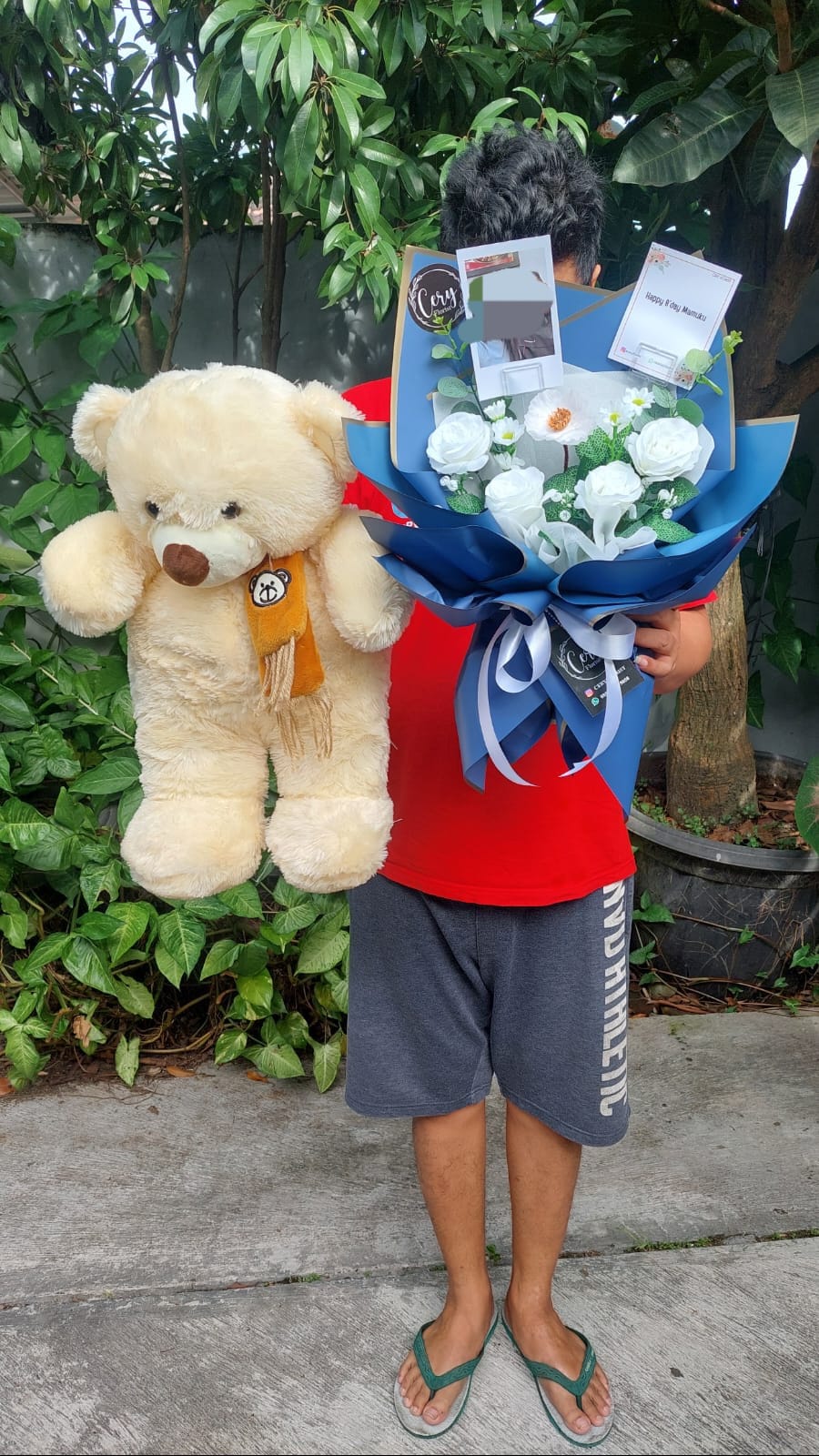 Buket Bunga Palsu, Boneka & Foto